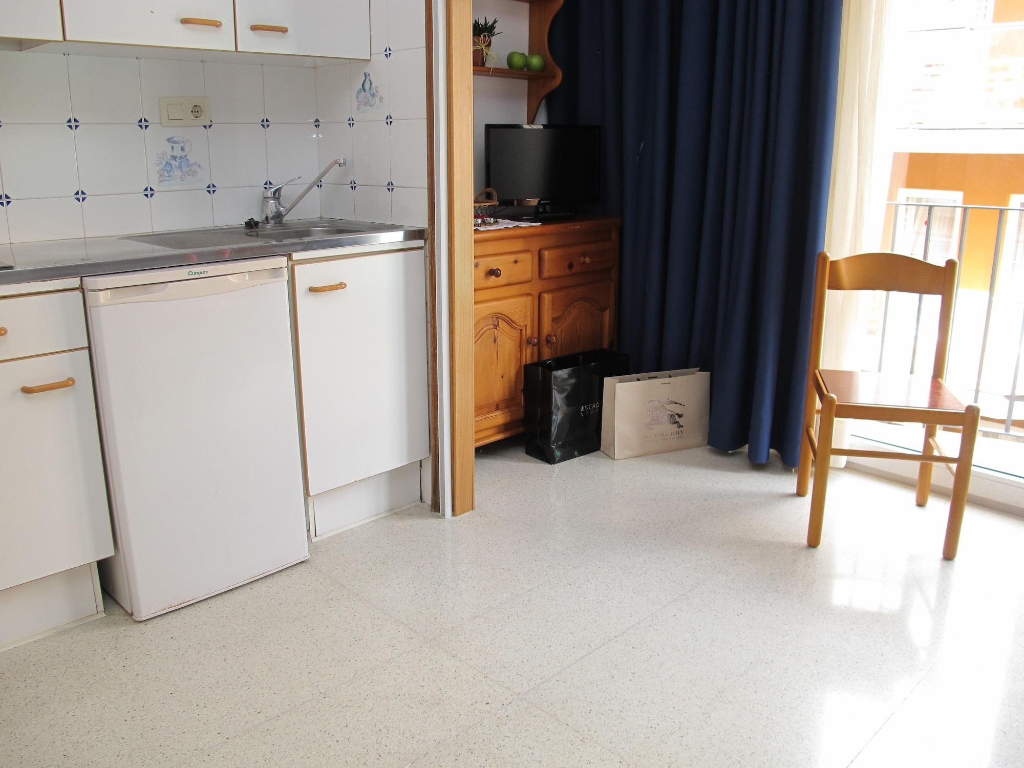 Apartamentos Santi Lloret de Mar Bagian luar foto