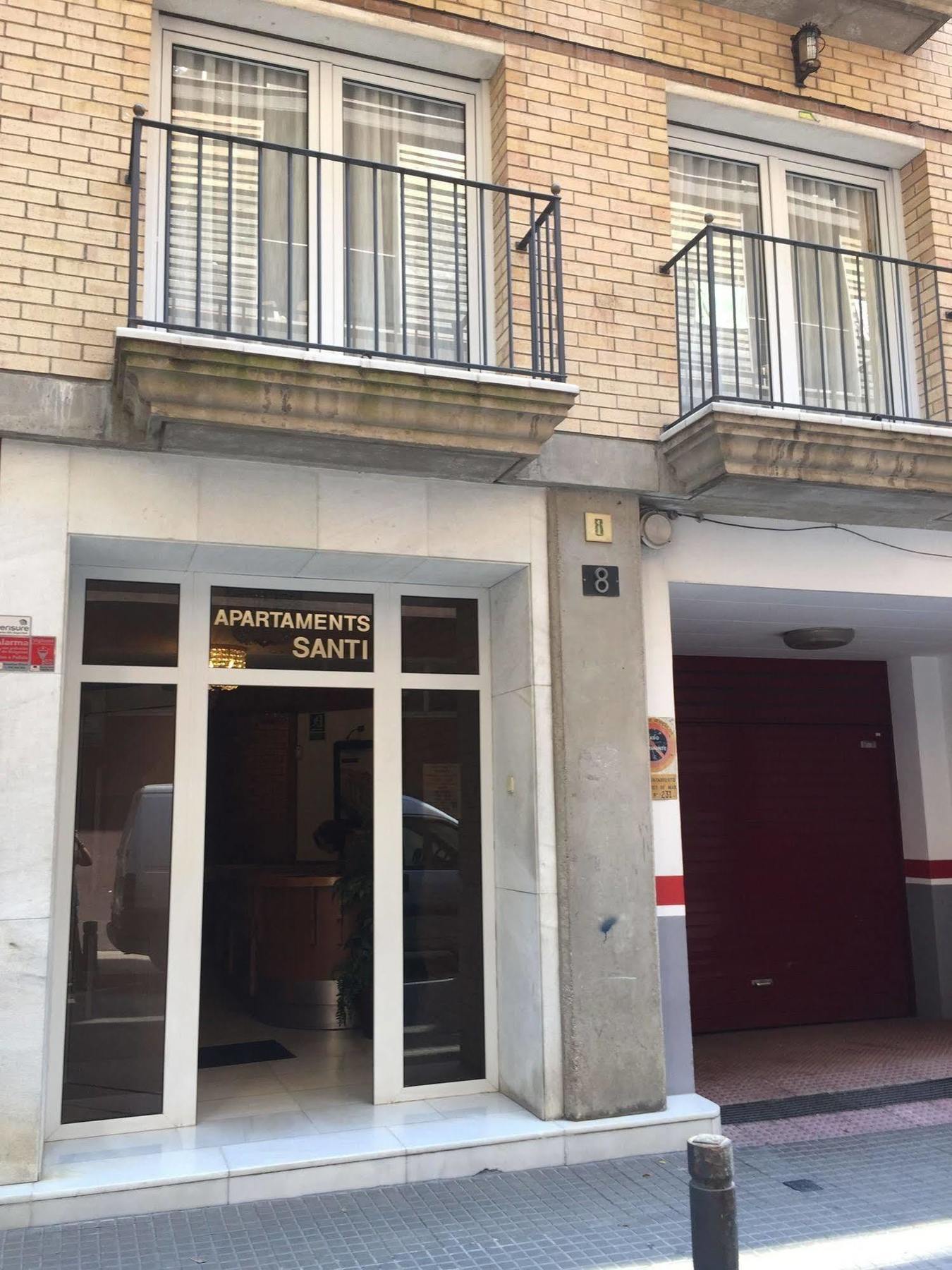 Apartamentos Santi Lloret de Mar Bagian luar foto